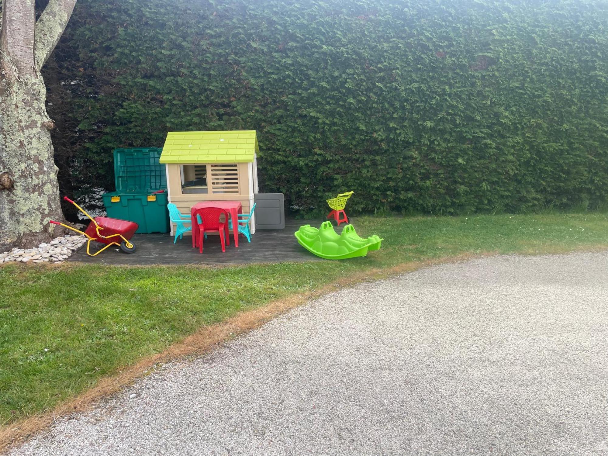 "La Revillaise" Proche Mer, Grand Jardin Clos, 2 A 5 Personnes-Adultes-Enfants- Réville المظهر الخارجي الصورة
